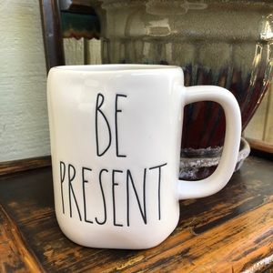 Rae Dunn Be Present Mug